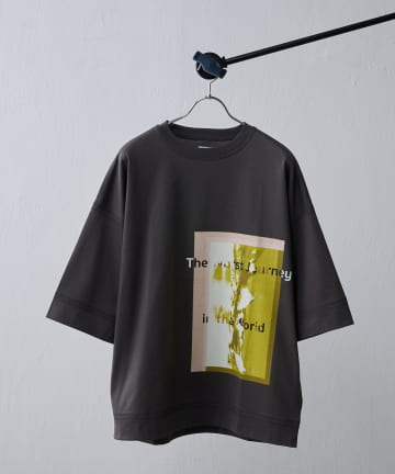 Lui's(ルイス) “IN THE WORLD” Tee