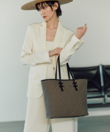 IACUCCI(イアクッチ) モノグランマ L JACQUARD/RUGA