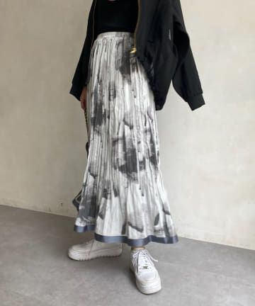 DOUDOU(ドゥドゥ) 【WEB限定】アートプリントグログランプリーツスカート