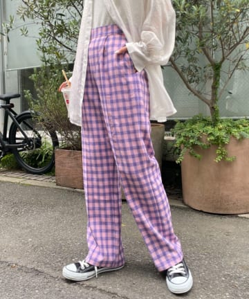 スタッフお勧め、チェックスラックスパンツ