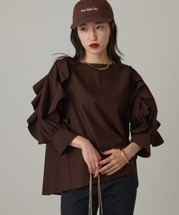 袖フリルブラウス