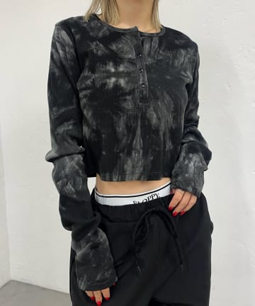 ヘンリーネックショートトップス