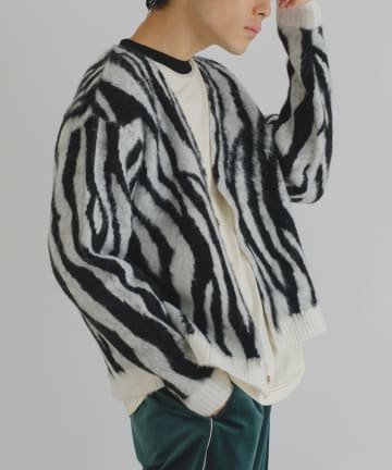 *【WHIMSIC】ANIMAL SHAGGY KNIT CARDIGAN