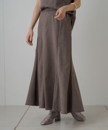 フェイクスウェードスカート