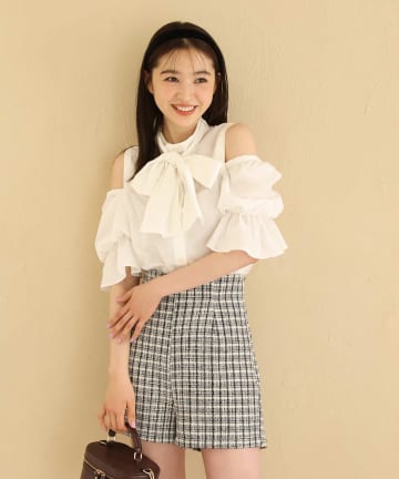 one after another NICE CLAUP(ワンアフターアナザー ナイスクラップ) 肩あきボウタイブラウス