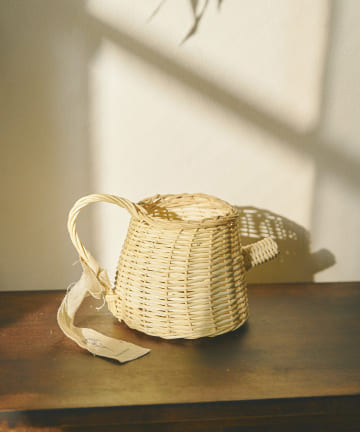 ラタンディスプレイジョーロ