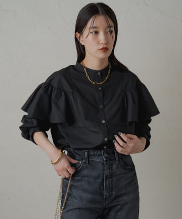 ショルダーフリルブラウス