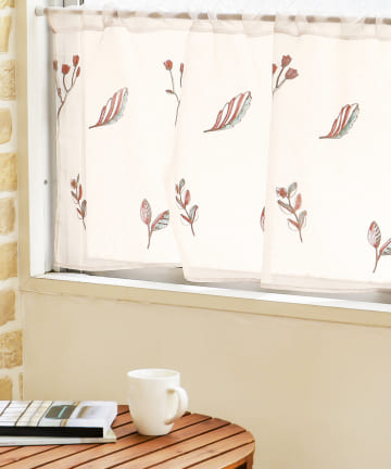 刺繍カフェカーテンリーフ