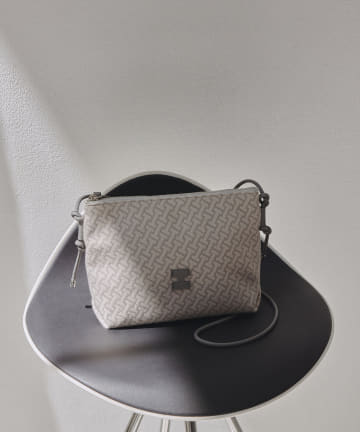 IACUCCI(イアクッチ) バッグの通販 | PAL CLOSET(パルクローゼット 
