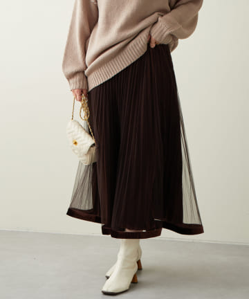 natural couture(ナチュラルクチュール) WEB限定カラーあり/裾ベロアパイピングチュールプリーツスカート