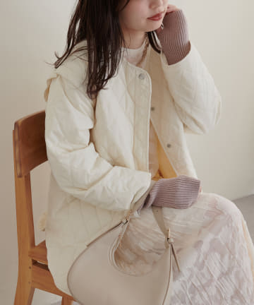 natural couture(ナチュラルクチュール) WEB限定/コーデの幅が広がる注目のアウター 袖取外しキルトブルゾン