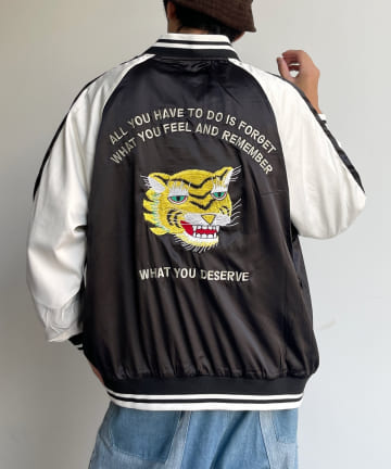 CPCM(シーピーシーエム) バック刺繍サテンスカジャン