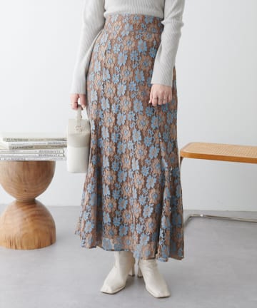 natural couture(ナチュラルクチュール) WEB限定/2022AWアイテム/osono 長さ変えれる配色レーススカート