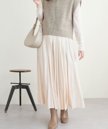 natural couture(ナチュラルクチュール) 薄手合皮プリーツスカート