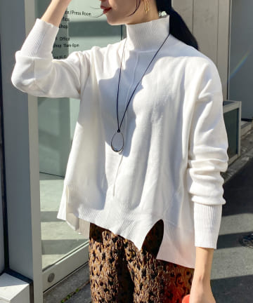 総針ハイネックニットプルオーバー