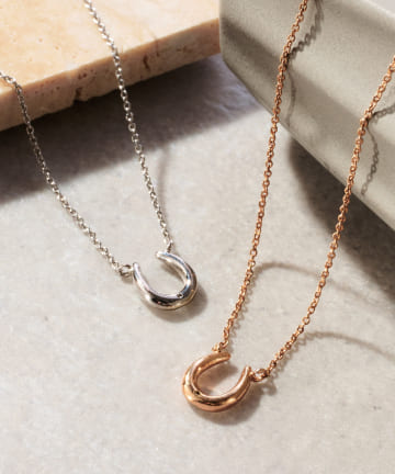 【GOLDY（ゴールディ）】ホースシューネックレス