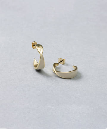 エポねじりピアス