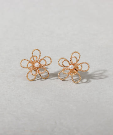 パール付きフラワーピアス