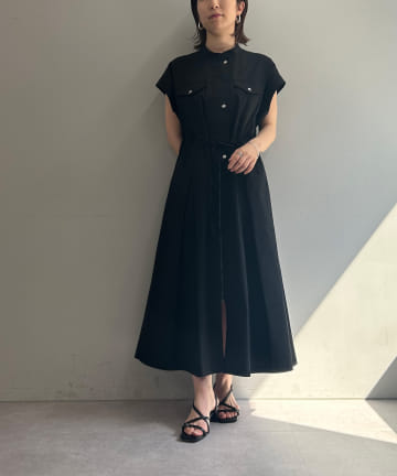 Jena　espace merveilleux(ジェナ　エスパスメルヴェイユ) 【女性らしいシルエットに】ミリタリージレワンピース