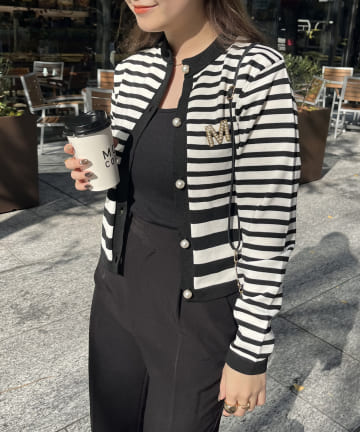 prose verse(プロズヴェール) パールボタンコンパクトニットカーデ