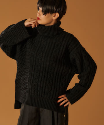 OUTLET(アウトレット) 【ear PAPILLONNER】ケーブルブロッキングタートルニット