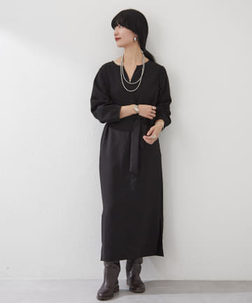 ベルト付きスキッパータイトドレス