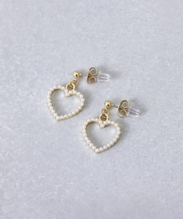 パールハートピアス