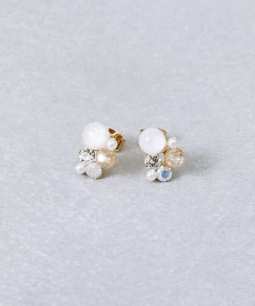 ストーンビジューピアス
