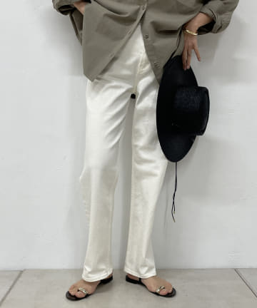 【YANUK/ヤヌーク】 ボーイズストレート LEA ホワイト