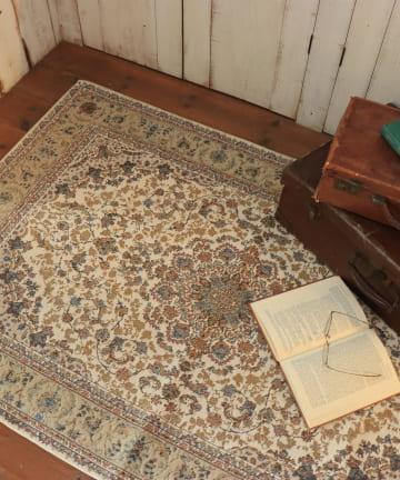 salut!(サリュ) 【WEB限定】アンティークラグ