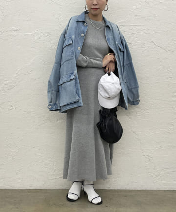 フレアニットワンピース