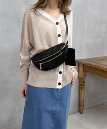 シアーライン入りニットカーデ