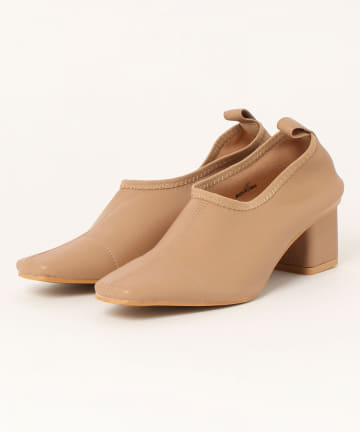 NICE CLAUP / OLIVE des OLIVE OUTLET(ナイスクラップ  / オリーブ デ オリーブ アウトレット) 【natural couture】はき口ゴム甲深パンプス