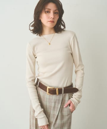 Whim Gazette(ウィム ガゼット) Vバックシャンテレコカットソー