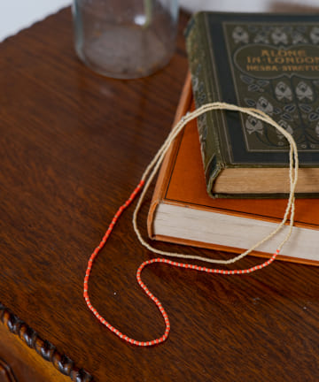 【PERAPERAK/ペラペラック】 オレンジビーズネックレス