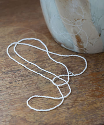 【PERAPERAK/ペラペラック】 ホワイトビーズネックレス