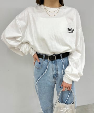WHO’S WHO gallery(フーズフーギャラリー) COOPER FACT刺繍ロンTEE