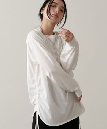 *B シャーリングカットソー