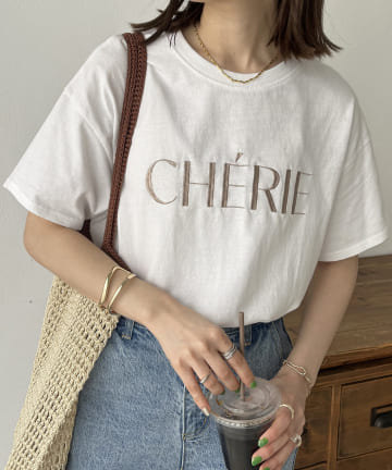 Discoat(ディスコート) CHERIE刺繍Tシャツ