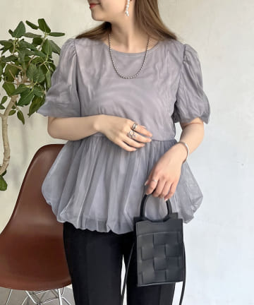 prose verse(プロズヴェール) チュールレイヤードペプラムブラウス