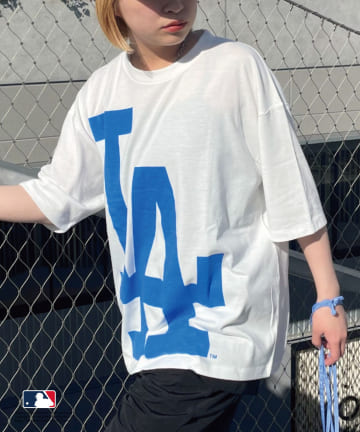 【MLB/エムエルビー】ビッグフロントロゴTシャツ