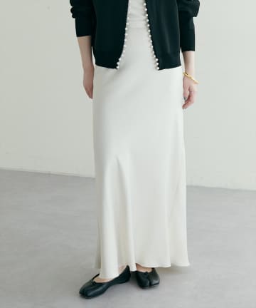 natural couture(ナチュラルクチュール) 【LARUTA】サテンナロースカート