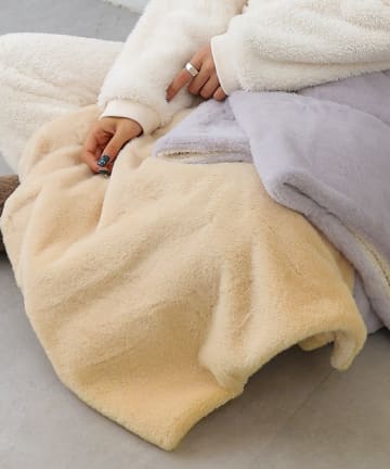 フェイクファーブランケット