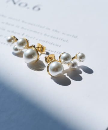 カーブラインパールピアス