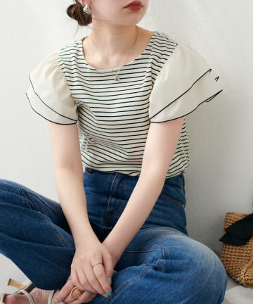 natural couture(ナチュラルクチュール) 袖ラッフルカットトップス