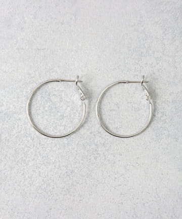 メタルフープピアス