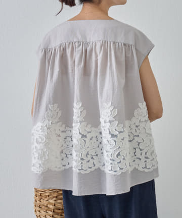 BEARDSLEY(ビアズリー) 《WEB限定》後ろジャガードブラウス