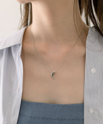 [Eau]moon necklace