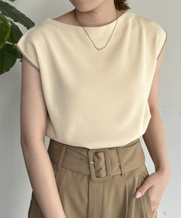 Thevon.(ゼヴォン) ボートネックフレンチニットプルオーバー