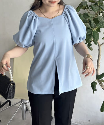 prose verse(プロズヴェール) フロントスリットパフスリーブハートネックブラウス